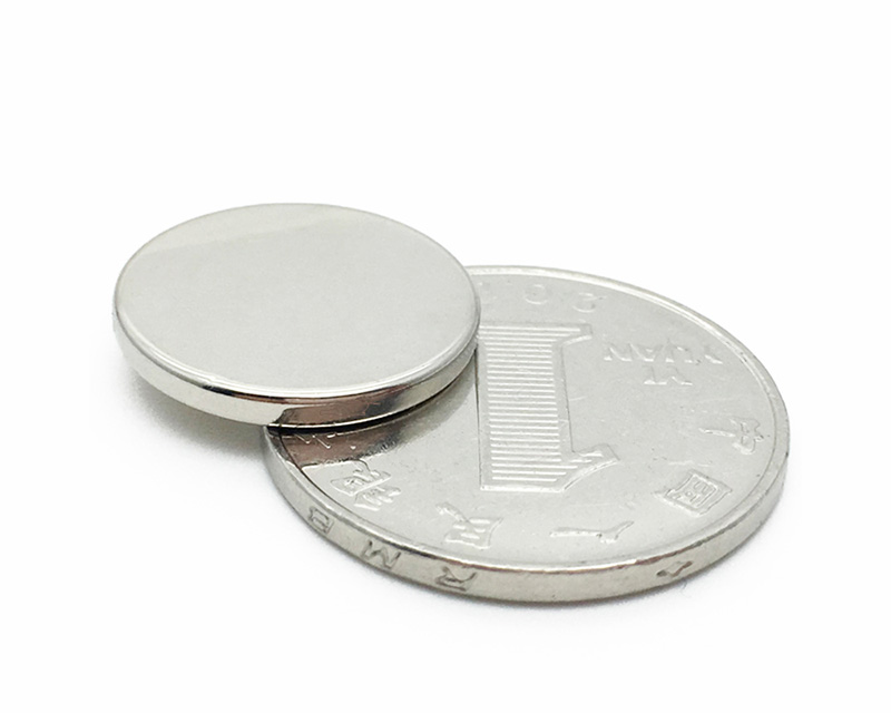 钕铁硼稀土强磁18x2mm 圆片磁铁 厂家现货18*2mm磁钢可定制高性能 钕铁硼稀土强磁18x2mm 圆片磁铁 厂家现货18*2mm磁钢可定制高性能